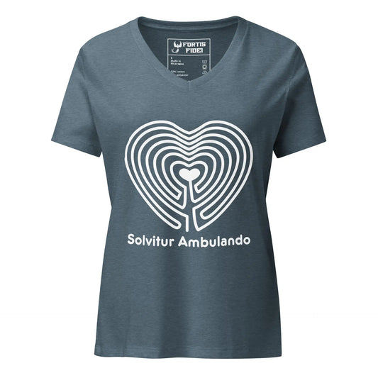 Labyrinth Heart Labyrinth Solvitur Ambulando Women’s relaxed v-neck t-shirt
